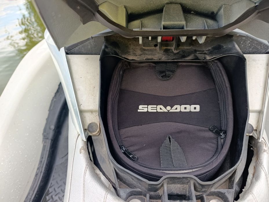 Гідроцикл BRP GTX LIMITED 300+ кінських сил