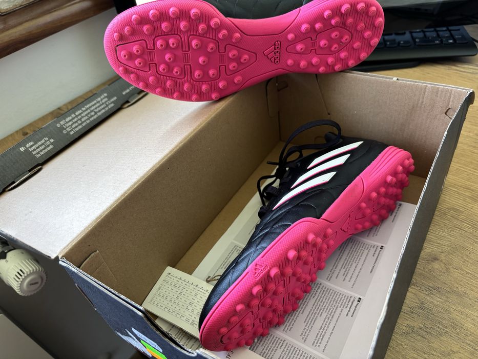 Buty sportowe piłkarskie halowki korki adidas copa pure
