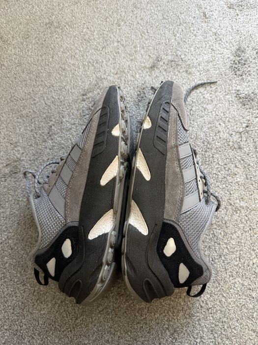 Adidas zx 22.