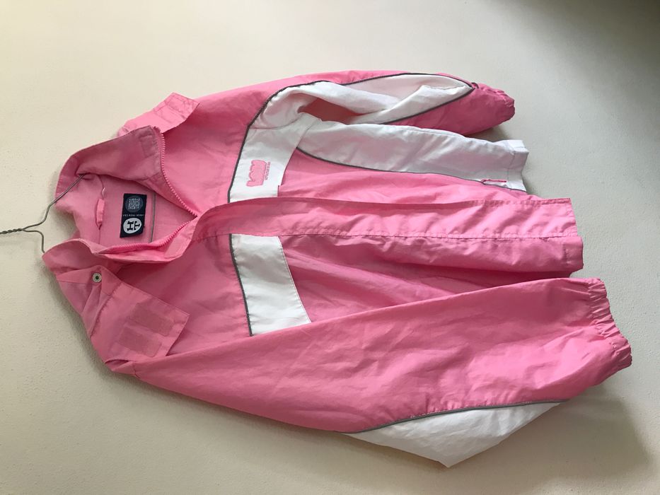 Corta vento cor de rosa