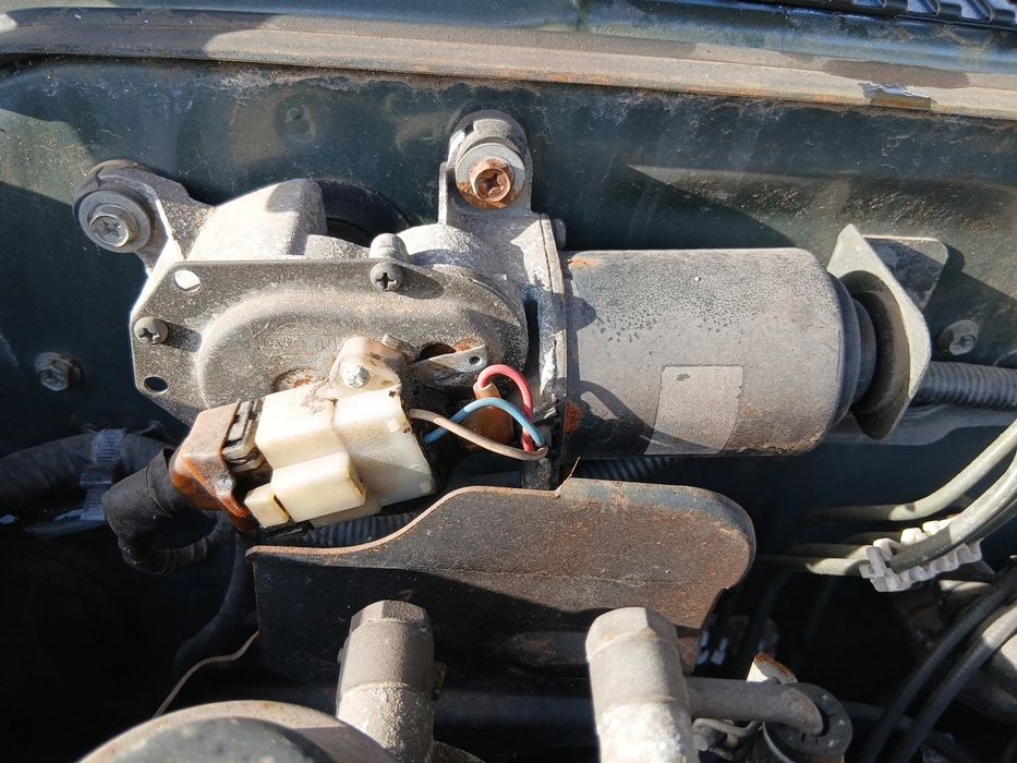 Motor limpa vidros frente NISSAN Terrano I (WD21)
