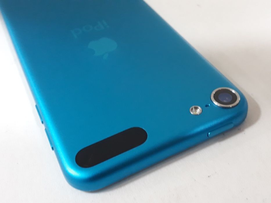 Apple iPod A1421  (64gb)