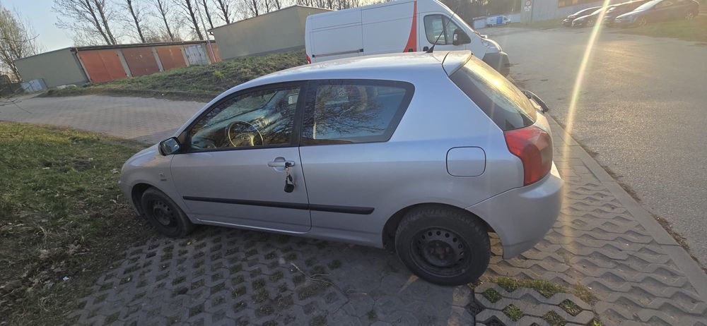 Toyota Corolla e12  2002r 1.4 benzyna