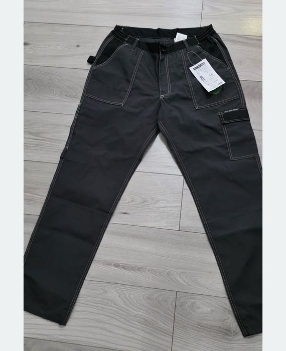 Nowe spodnie robocze