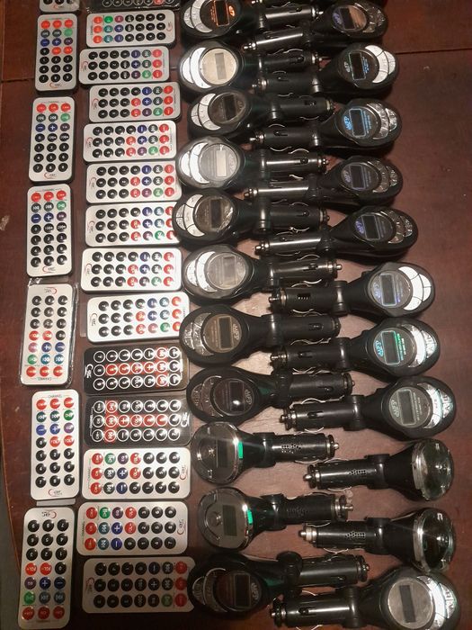 Transmiter Bluetooth samochodowy