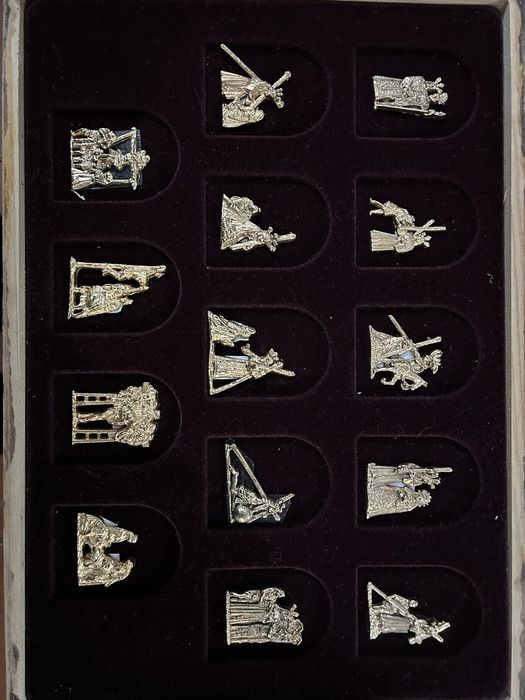 Via Sacra - Figuras em relevo com banho a ouro 24 quilates