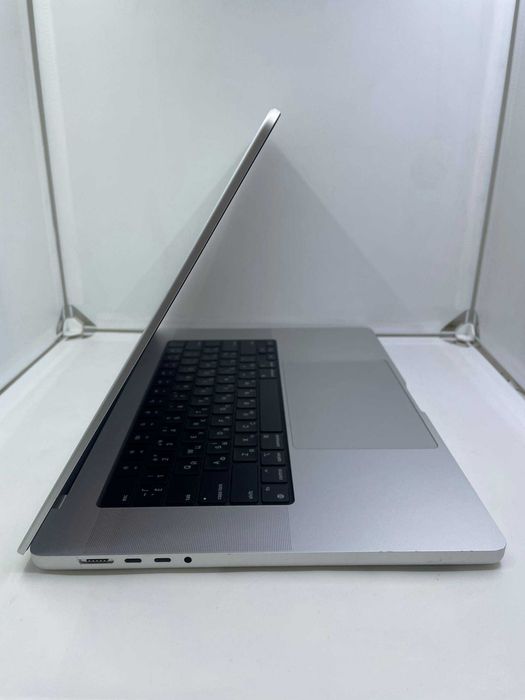 MacBook Pro 16" 2023 M3 Pro/36GB/1TB Silver - ГАРАНТІЯ 6 Місяців