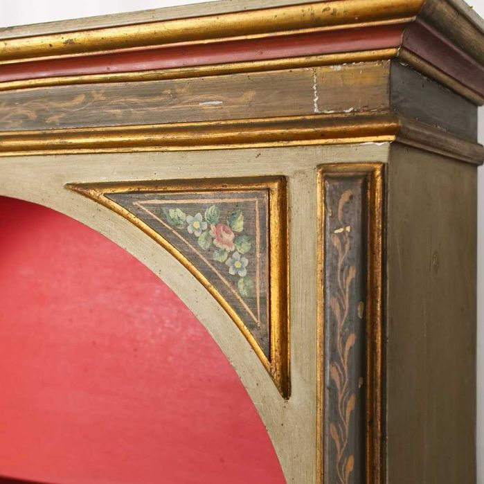 Móvel louceiro rústico em madeira pintada à mão