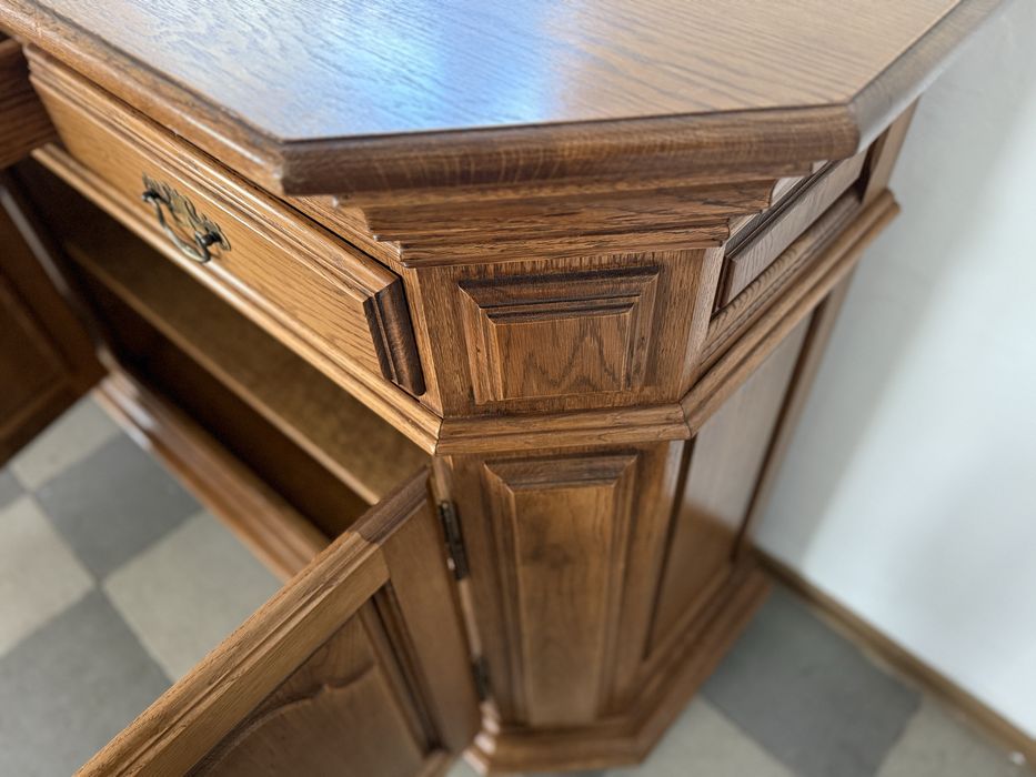 дубовий масивний комод