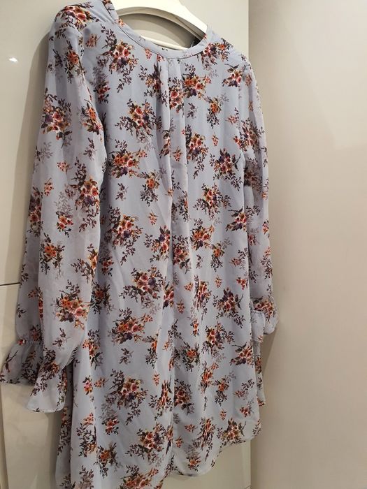 Sukienka  damska zwiewna  roz M nowa