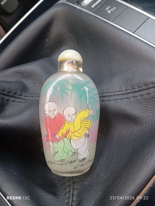 Frasco pintado por dentro