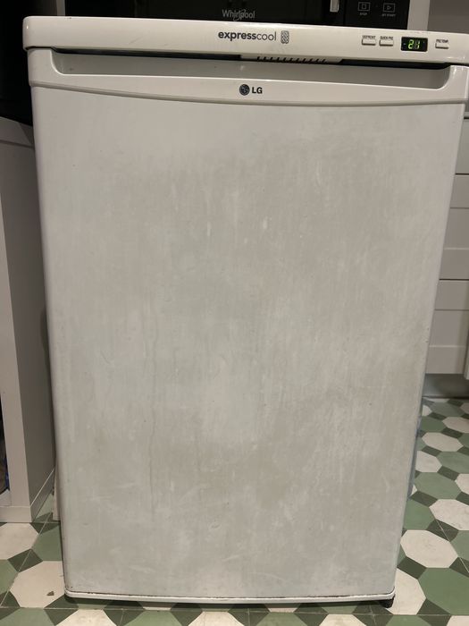 Arca vertical LG
