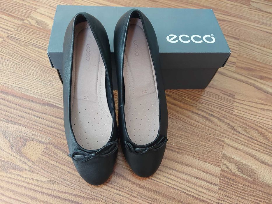 Нові шкіряні балетки фірми ECCO touch ballerinа