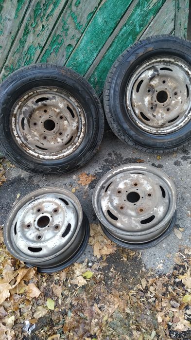 Продам диски r15 і дві шини