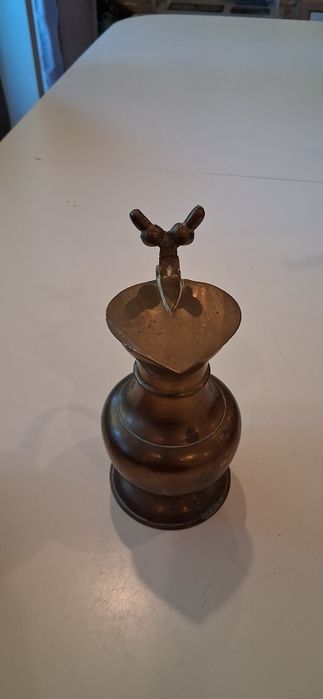 Dzbanek mosiezny