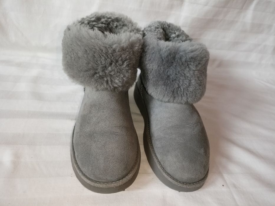 UGG Australia roz. 37 - dł.wkł. 23,5 cm- skóra- super stan