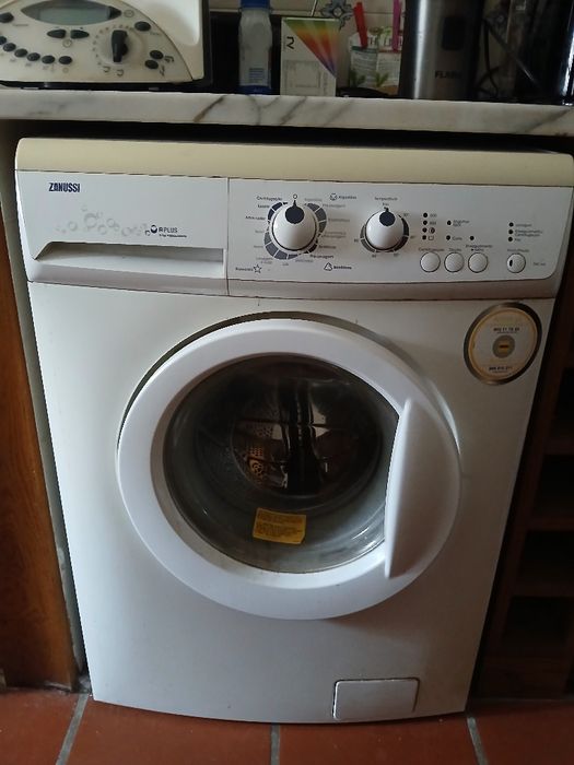 Máquina de lavar roupa 5 kgs