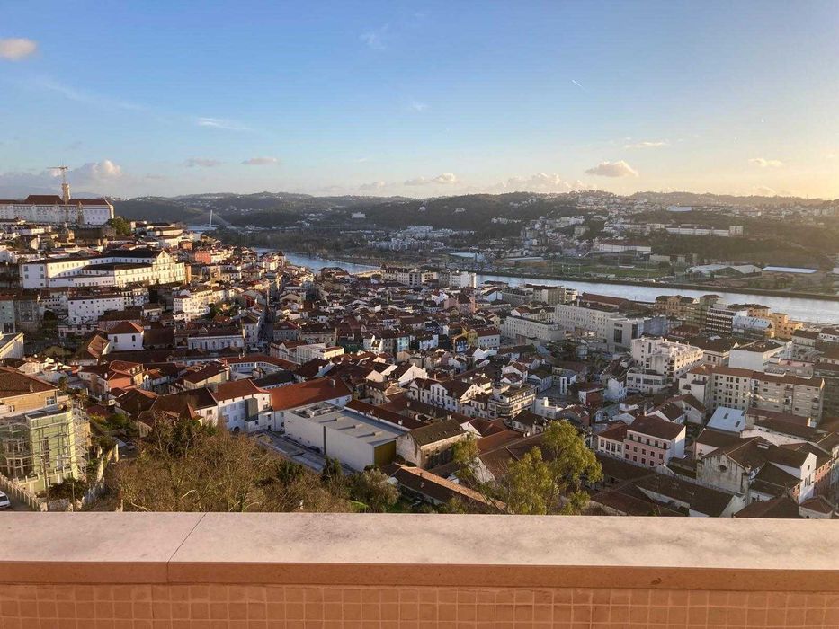 Arrendo Apartamento T2 Mobilado na Rua de Aveiro  Coimbra