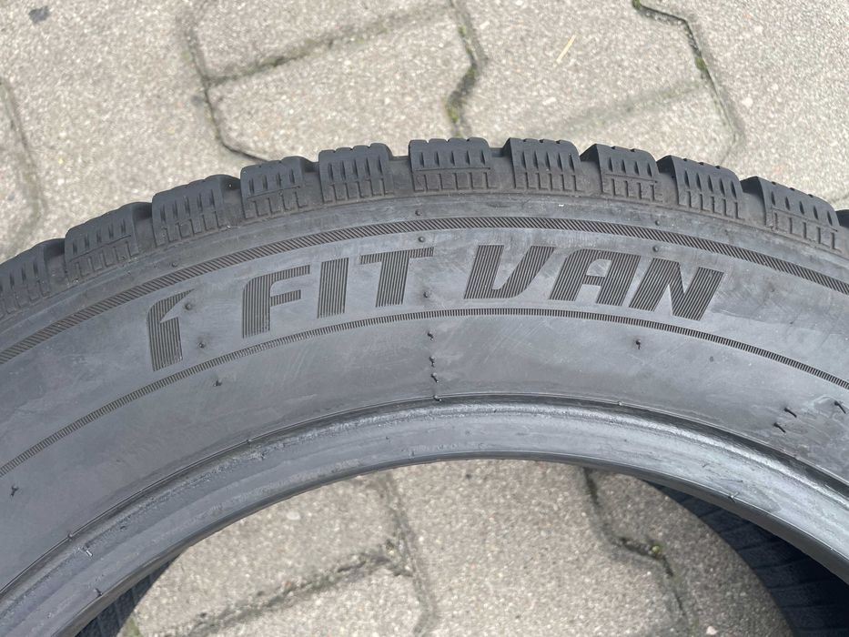 195/60/16C Opony zimowe Laufenn Fit Van