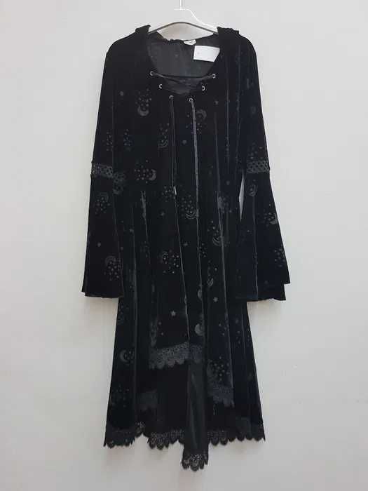 Aksamitna welurowa gotycka sukienka przebranie czarownica AF197