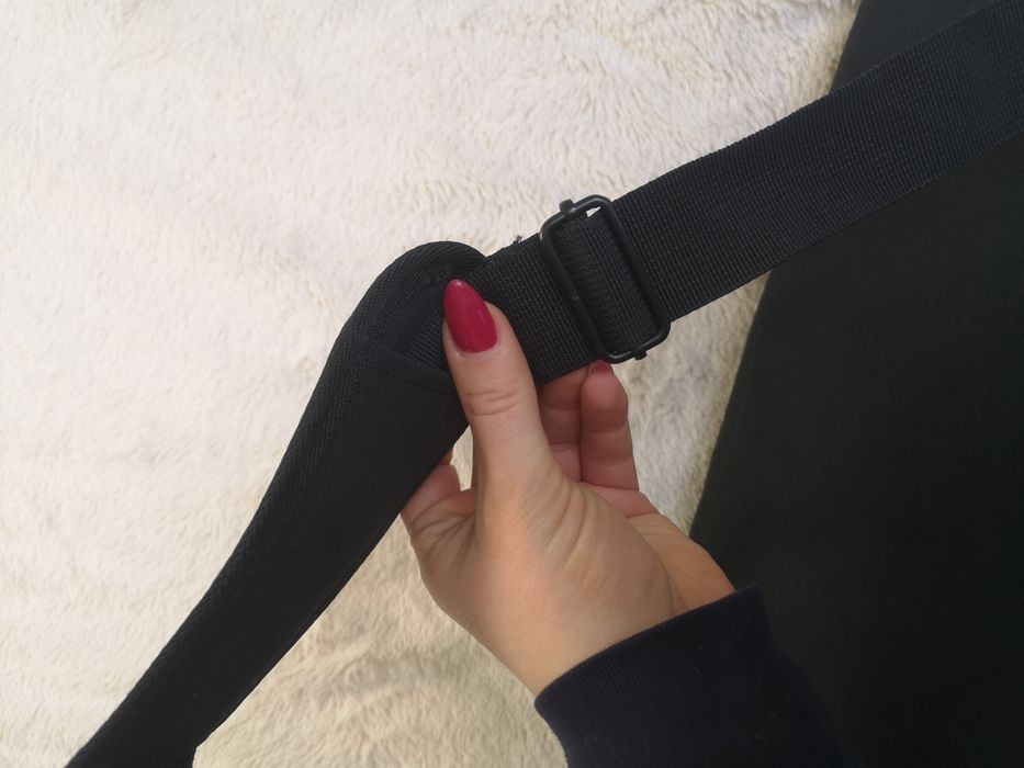 Torba na laptopa na ramię a4 z kieszeniami