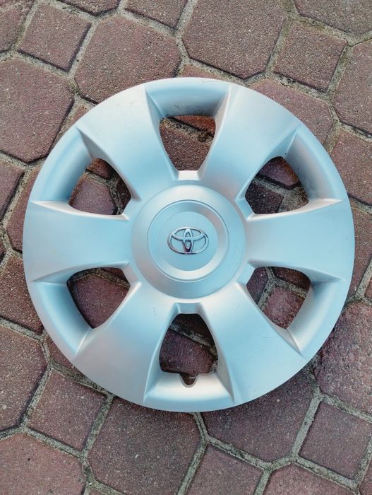 Kołpak Toyota 16