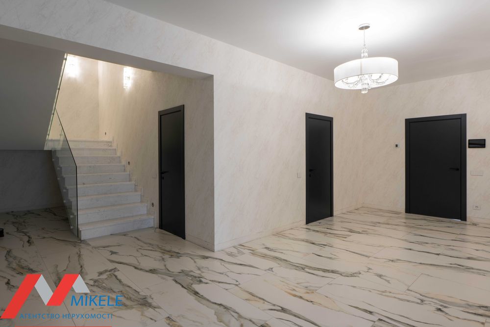 Сучасний новий будинок 2024р 320м2 діл 19сот с. Щасливе