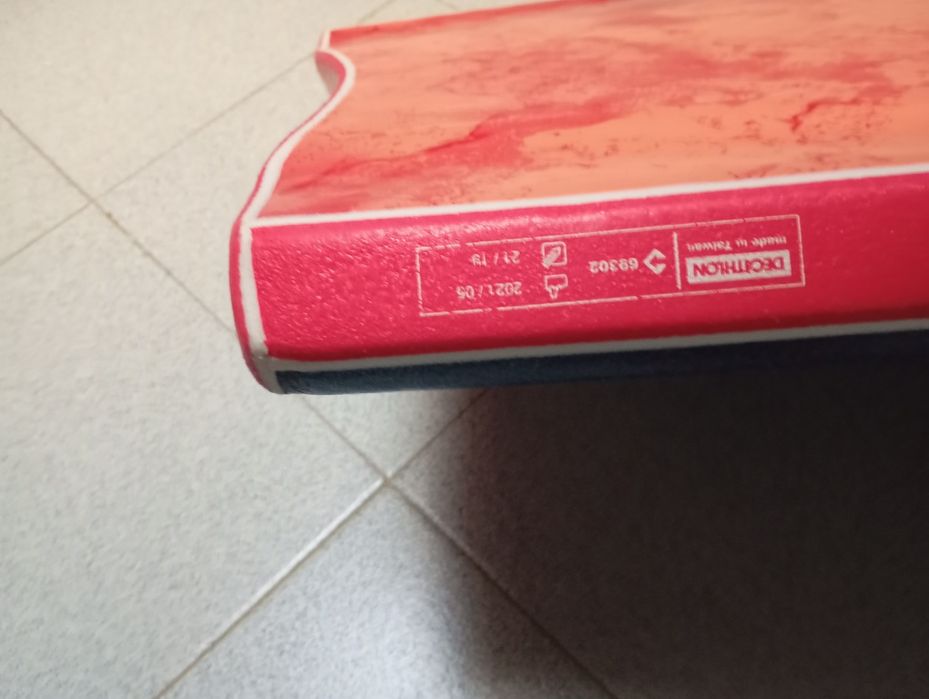 Prancha Bodyboard 900 nível experiente - Azul e Vermelho