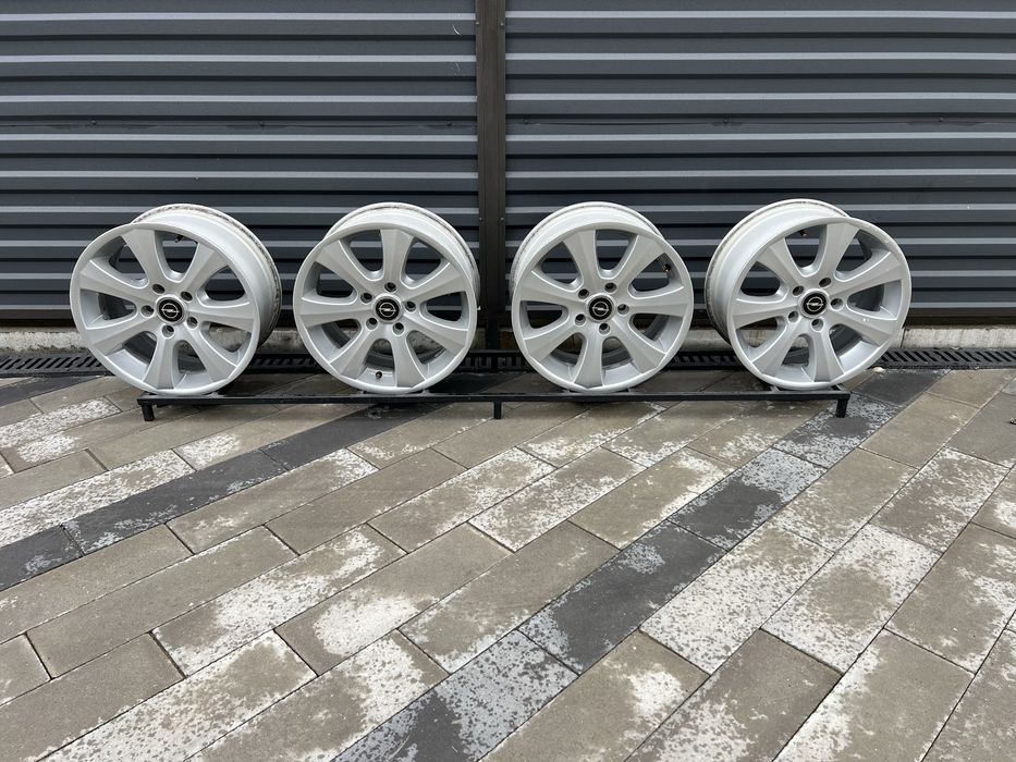 Диски 17R 5x120 BWW Vivaro Trafic T5