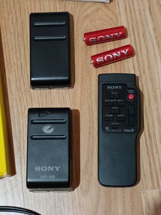 Máquina filmar Sony CCD-TR380E