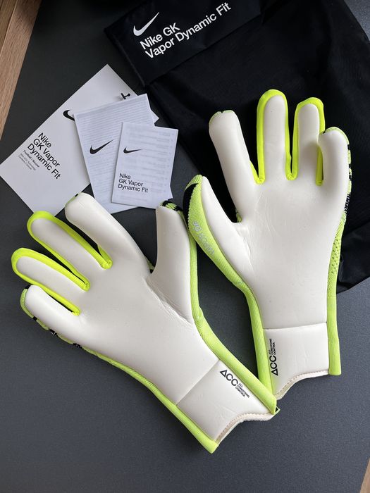 Nike Vapor Dynamic оригінал воротарські рукавиці 10 нові HQ0259-702