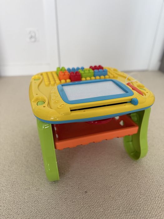 Smiki stolik interaktywny, dwustronny blat