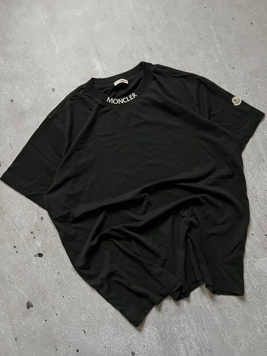Футболка Moncler