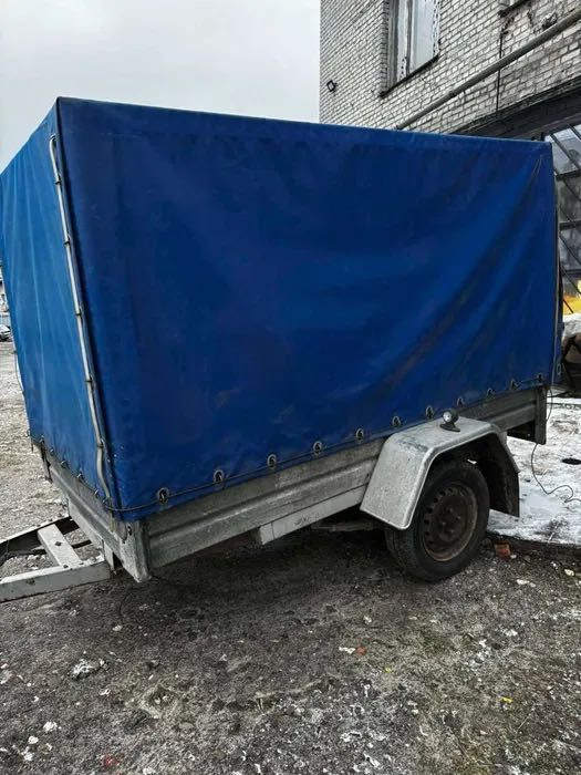 Продаж тентованого прицепа у Львові
