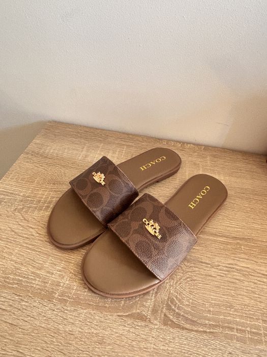 Klapki coach nowe