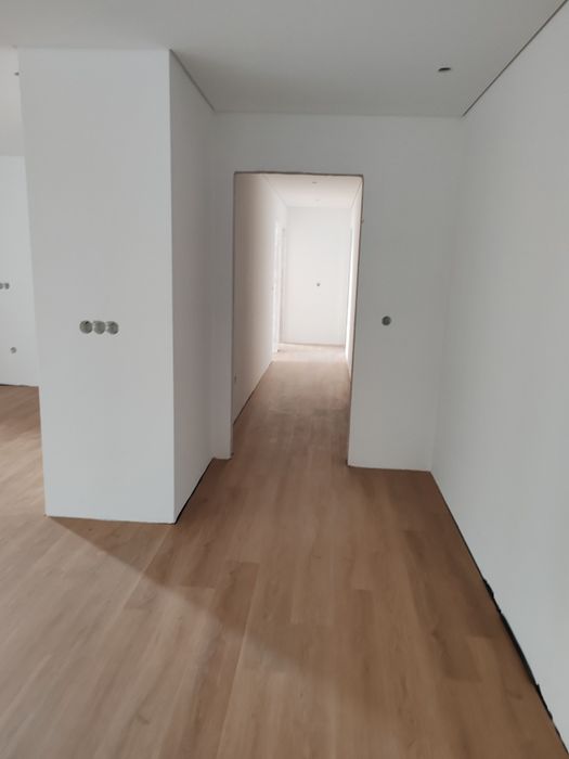 Aplicação de piso flutuante