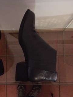 venda de botas em excelente estado