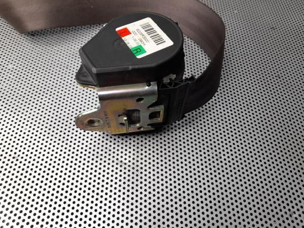 Cinto trás direito AUDI A4 Avant (8E5, B6)
