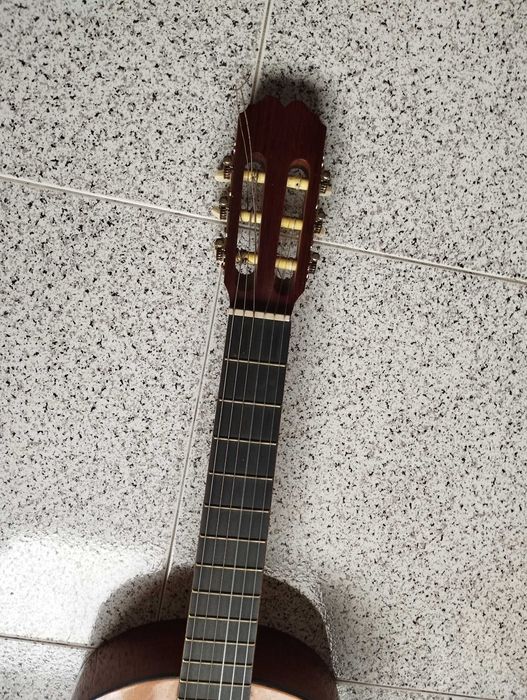 guitarra classica Admira