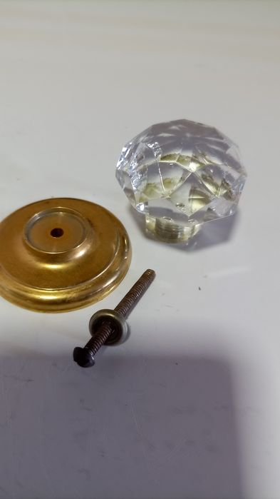 Puxador antigo em vidro e metal antigo