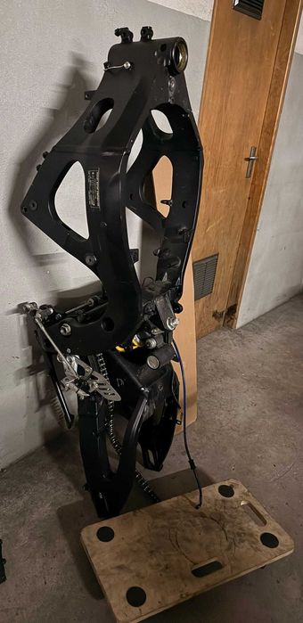 suzuki gsxr-r 600/750 K9  lote peças