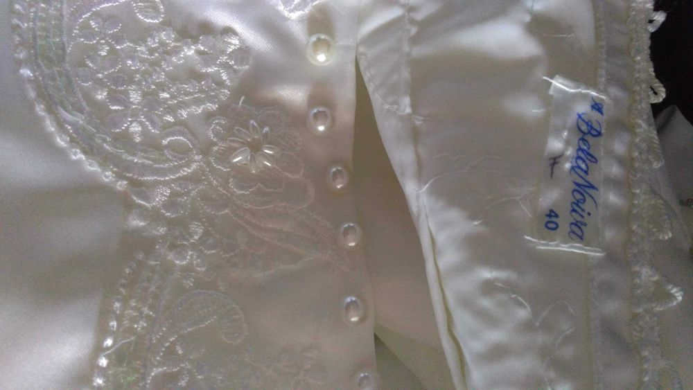 Vestido de Noiva com Pérolas