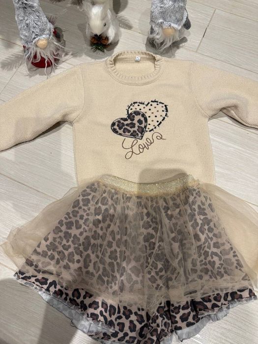 Костюм для дівчинки, кофта+юбка, 116 розмір