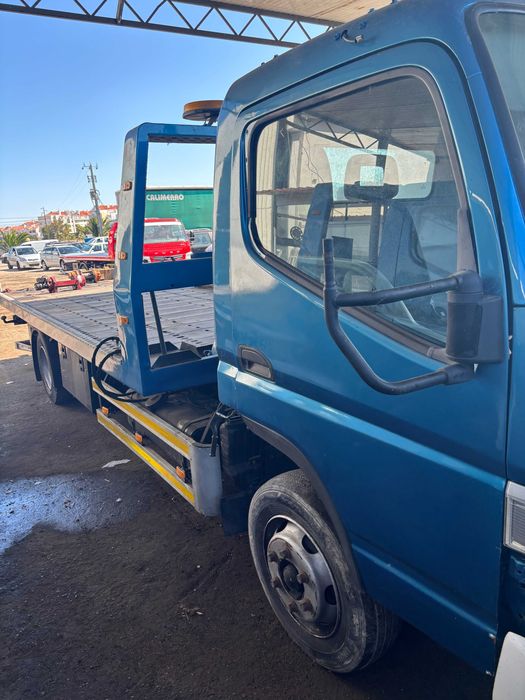Pronto-Socorro Mitsubishi Canter 3.0 Diesel | 3 Lugares