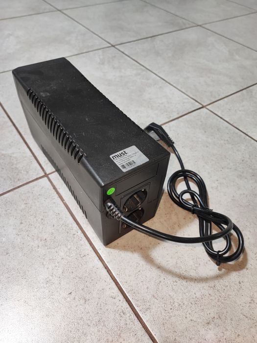 ИБП MUST Источник бесперебойного питания. Бесперебойник