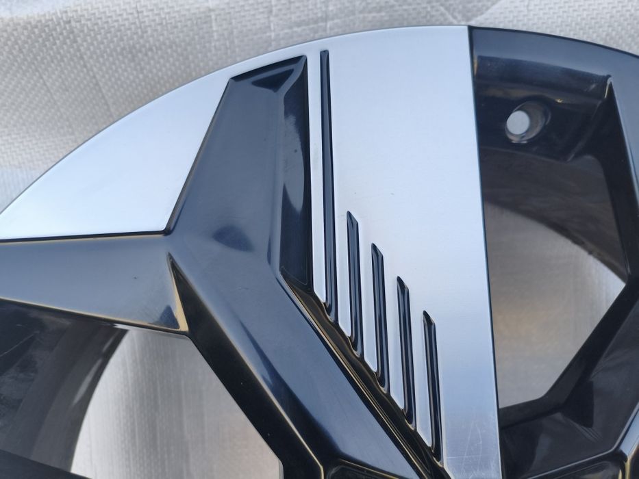 Renault Megane IV 4 e-tech inne modele felga pojedyncza 20 cali 7j et34 orginał wysyłka
