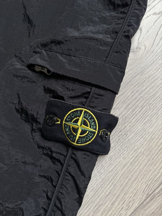 Нейлоновые карго штаны Stone Island Nylon Metal