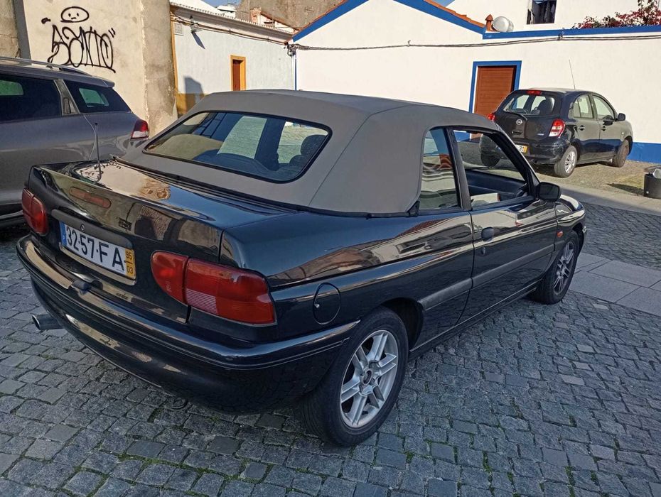 Ford Escort Cabrio