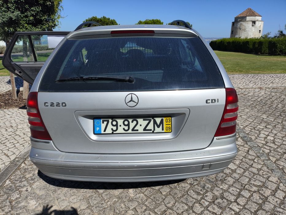 Mercedes-Benz C220 CDI 2.2  Avantgarde Station - Motor muito fiável