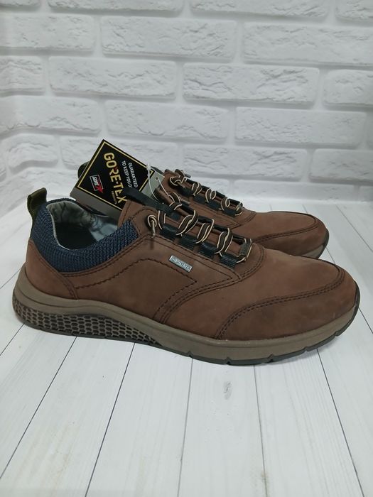 Gore-tex. Стильні швейцарські кросівки Fretz men